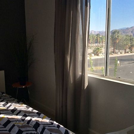 Modern Downtown Condo Palm Springs Dış mekan fotoğraf