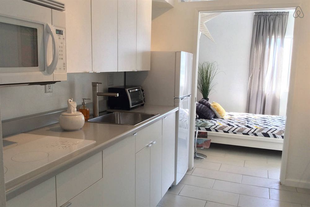 Modern Downtown Condo Palm Springs Dış mekan fotoğraf