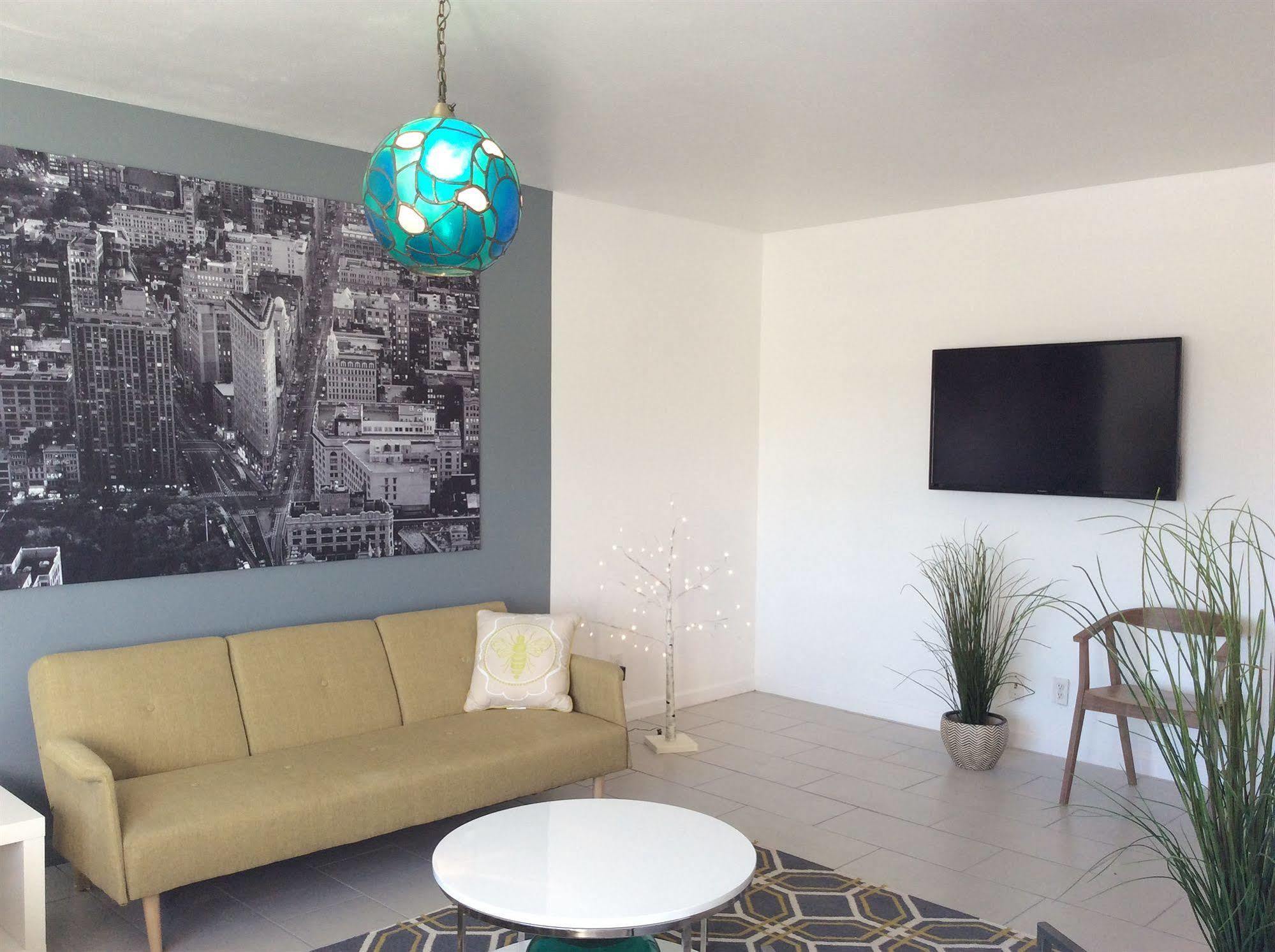 Modern Downtown Condo Palm Springs Dış mekan fotoğraf