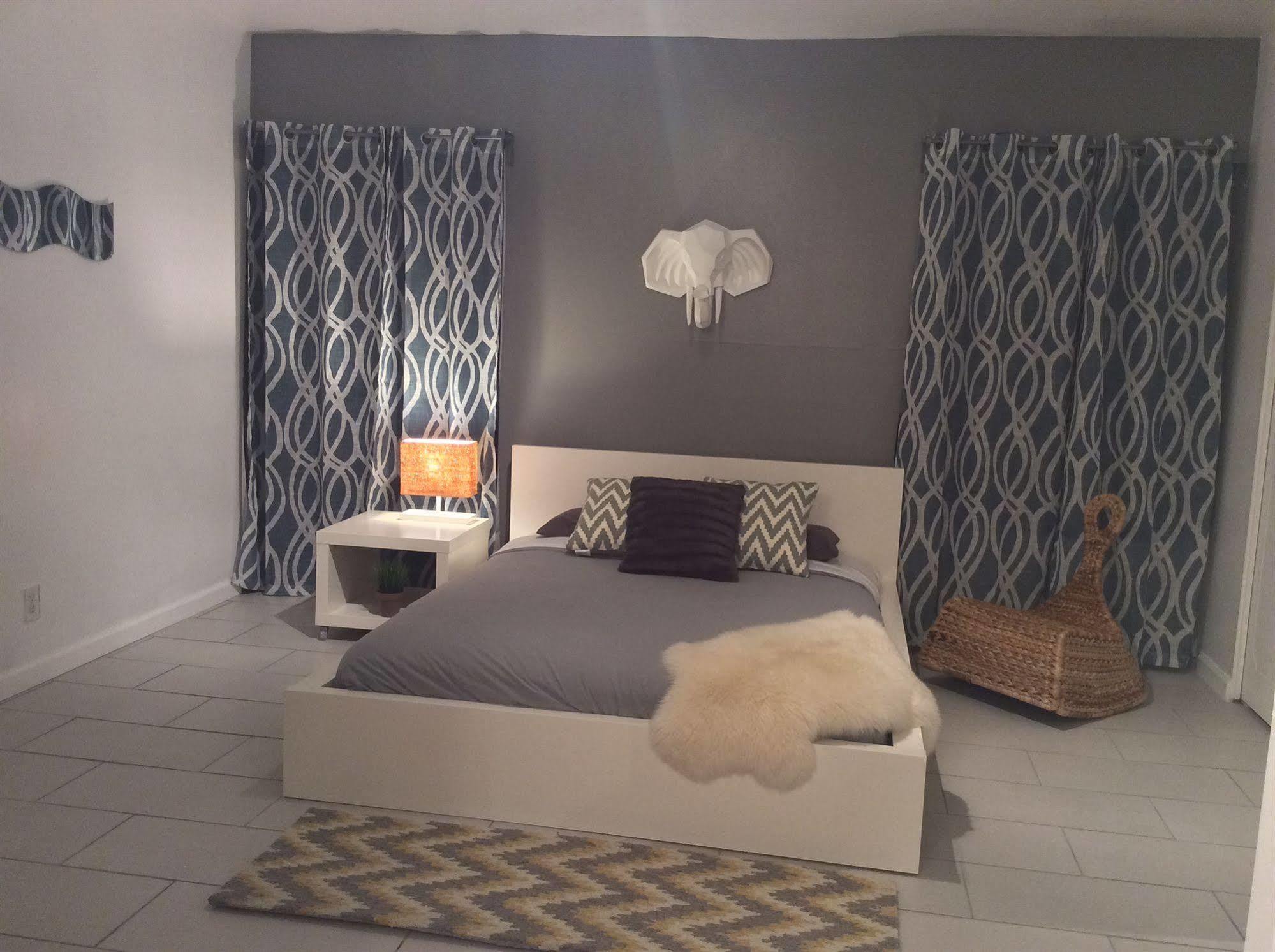 Modern Downtown Condo Palm Springs Dış mekan fotoğraf