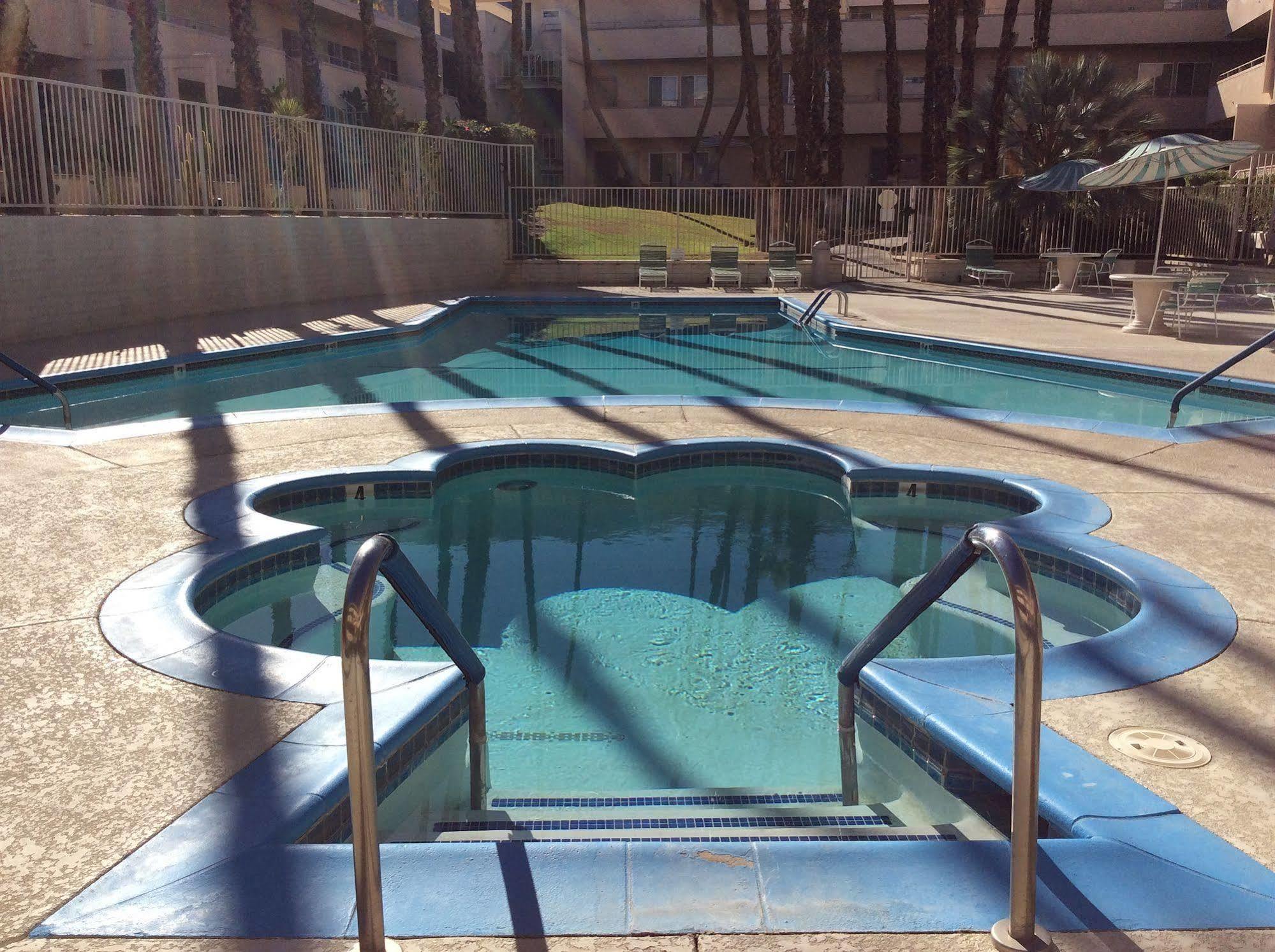Modern Downtown Condo Palm Springs Dış mekan fotoğraf