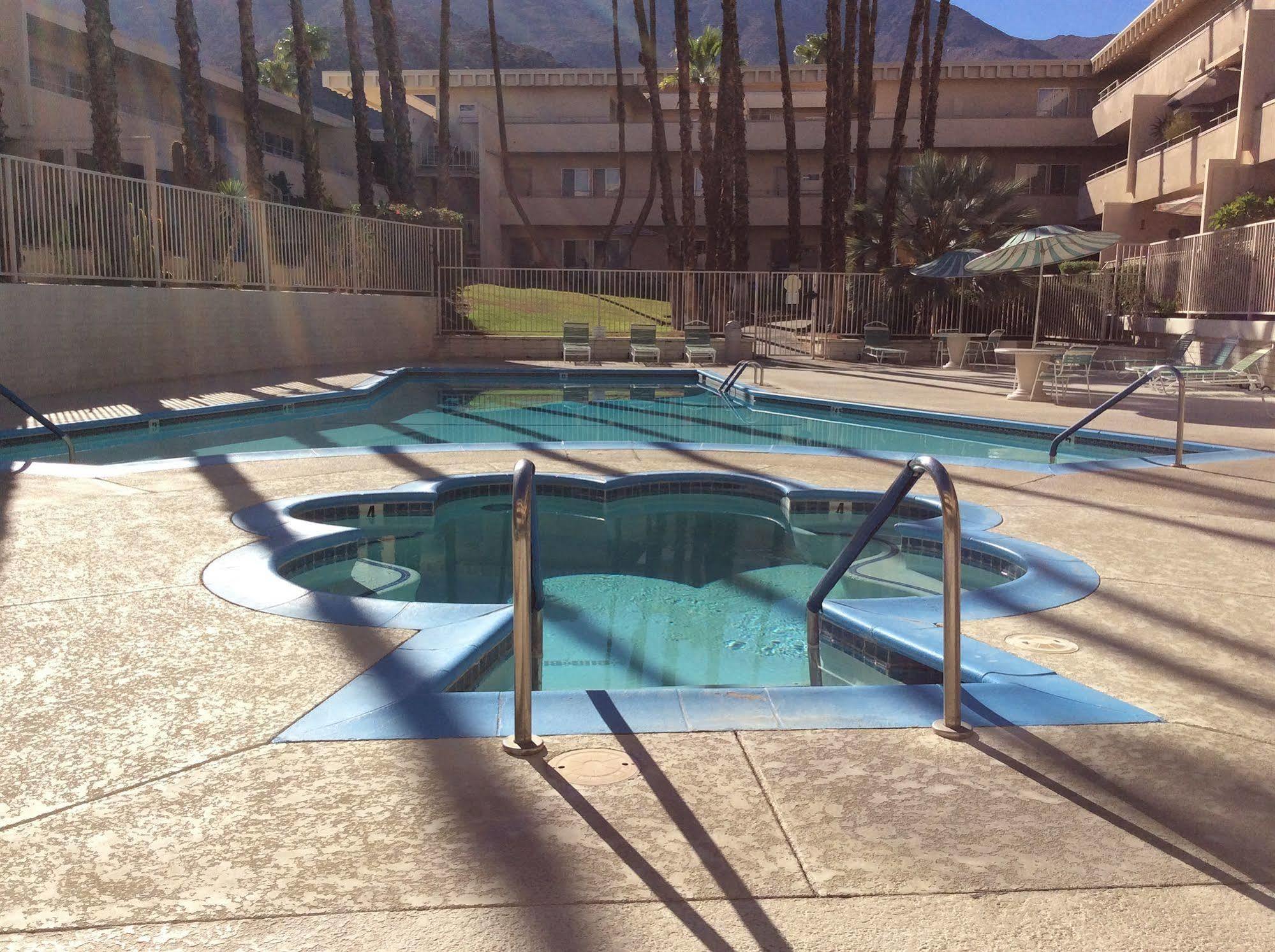 Modern Downtown Condo Palm Springs Dış mekan fotoğraf