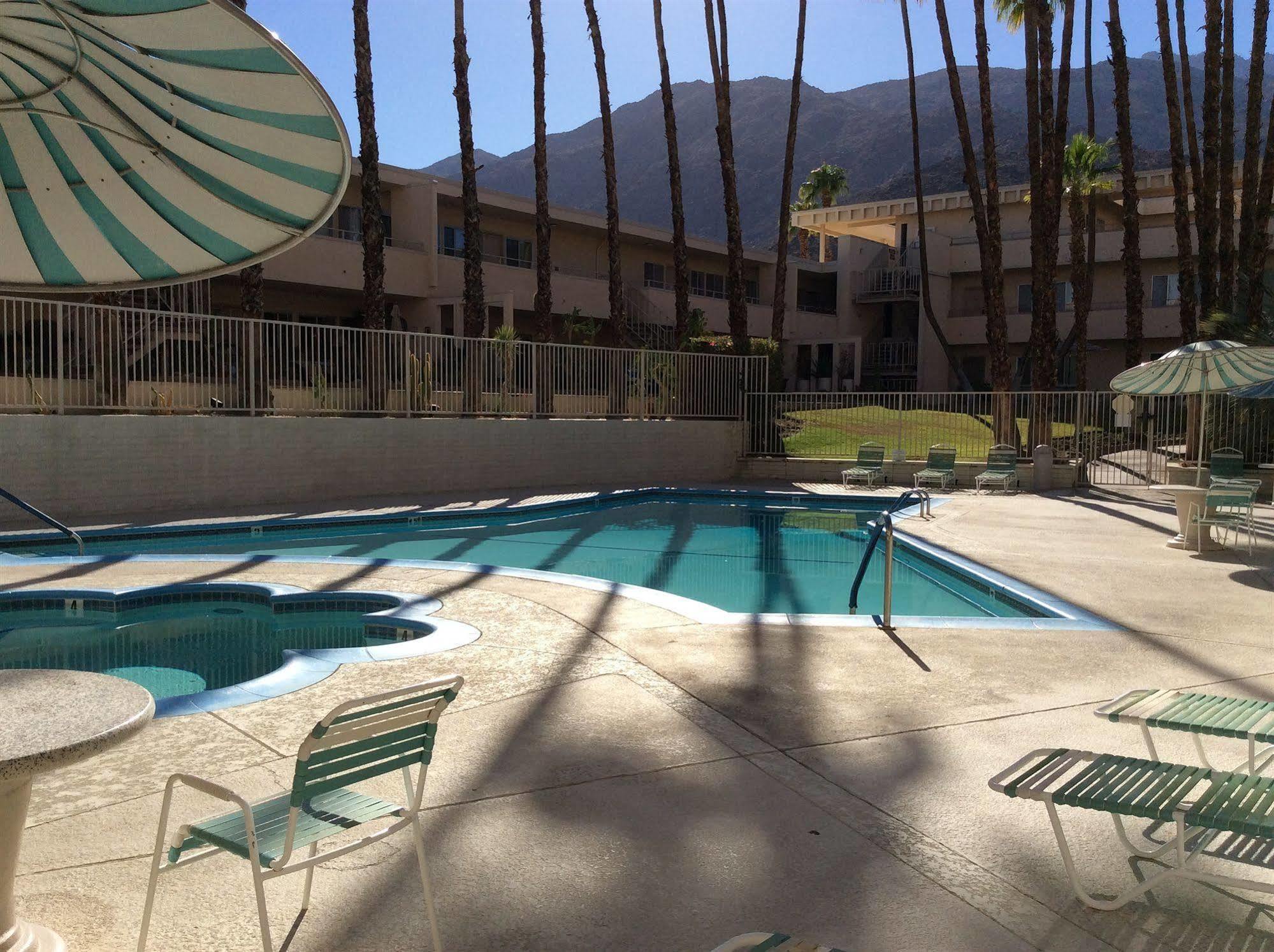 Modern Downtown Condo Palm Springs Dış mekan fotoğraf